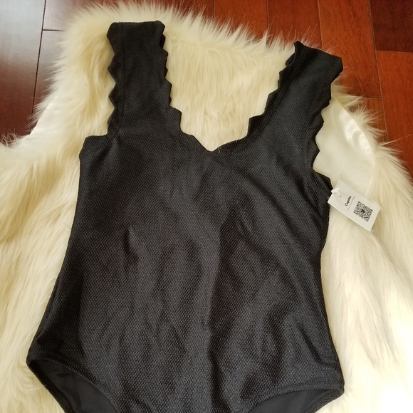 Cupshe Other - New Black Scallop edge Cupshe Bathing Suit